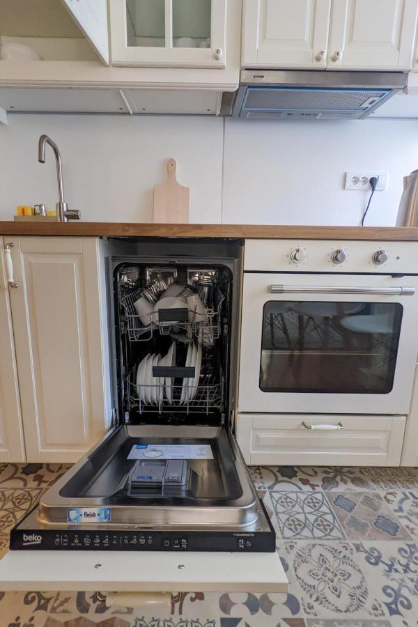Apartment Deja