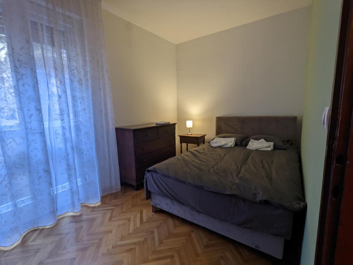Deja Apartment